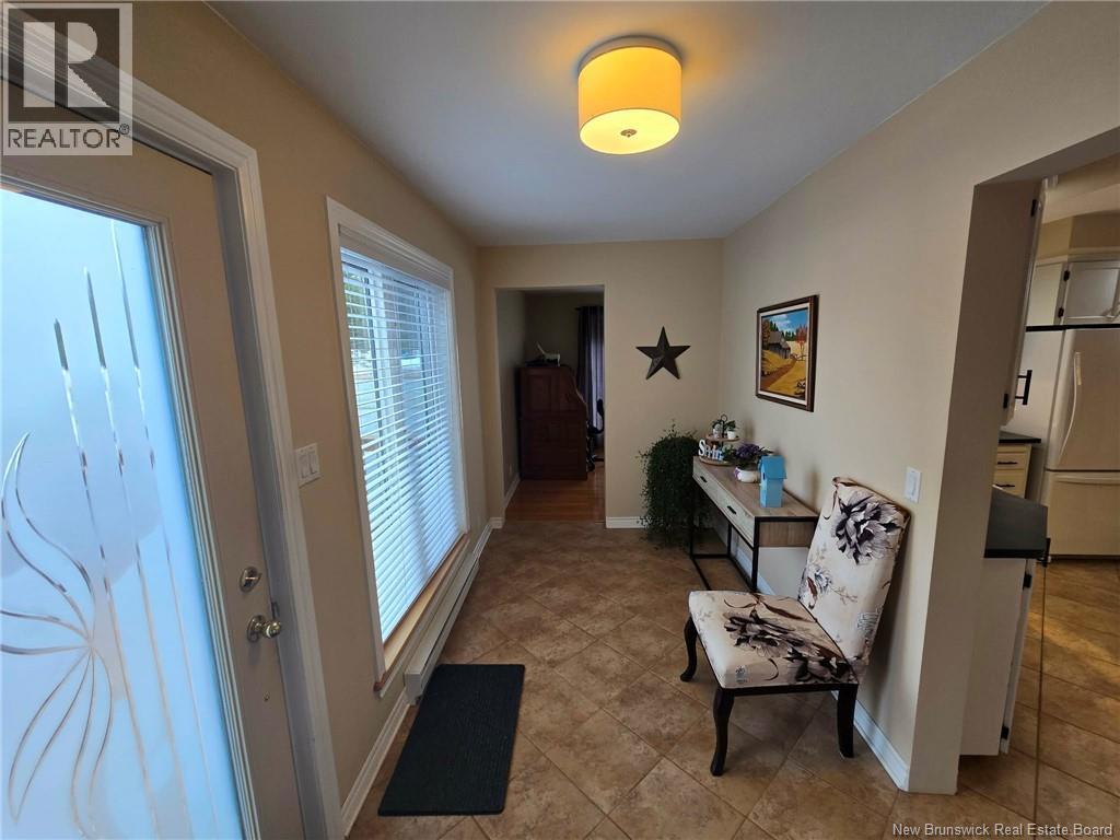 81 Principale, Pointe-Verte, New Brunswick  E8J 2W2 - Photo 15 - NB137235