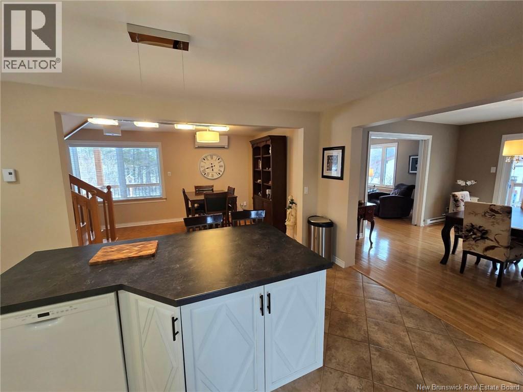 81 Principale, Pointe-Verte, New Brunswick  E8J 2W2 - Photo 26 - NB137235