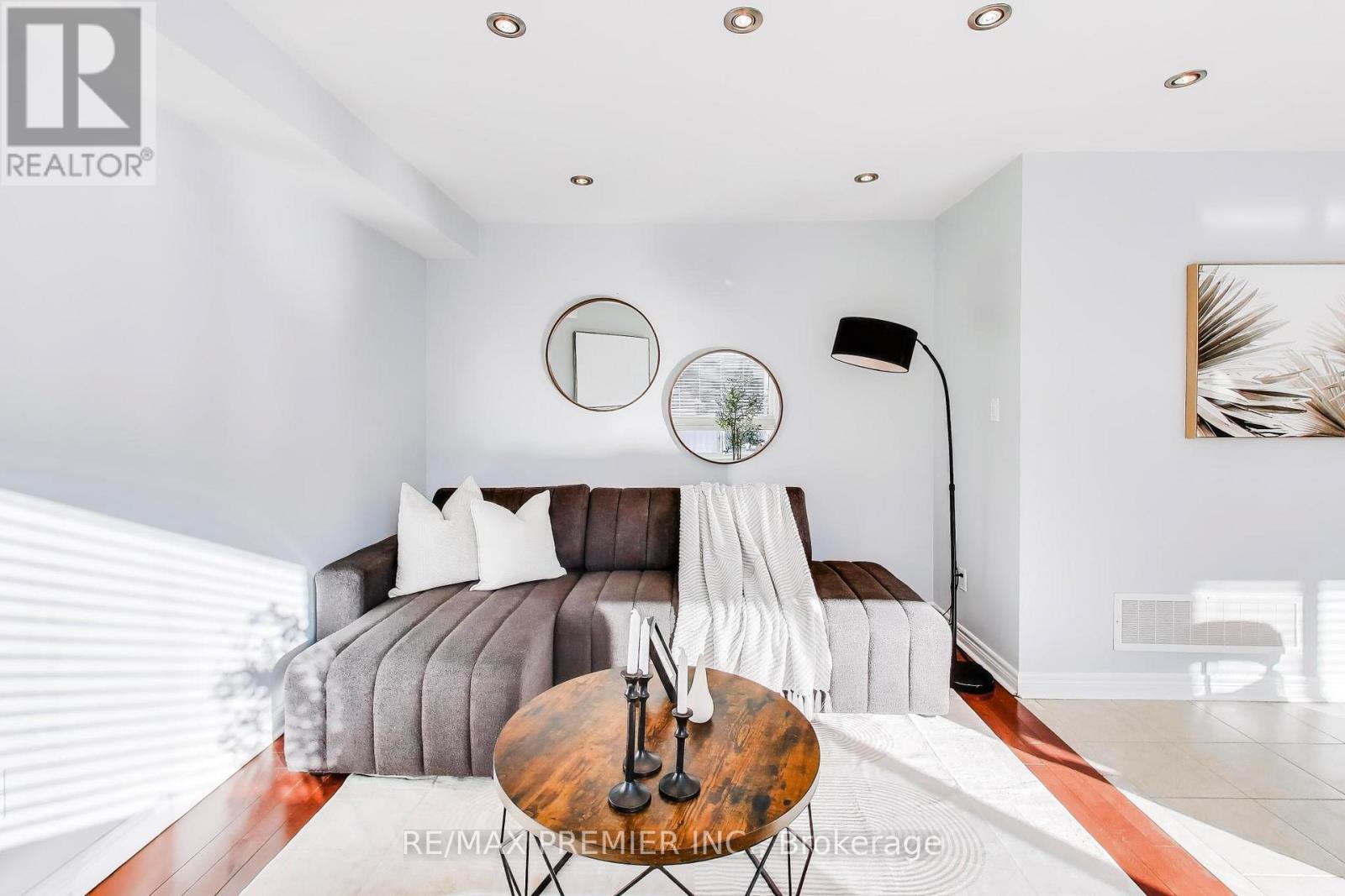 135 Richard Coulson Crescent, Whitchurch-Stouffville, Ontario  L4A 0H9 - Photo 12 - N13001600