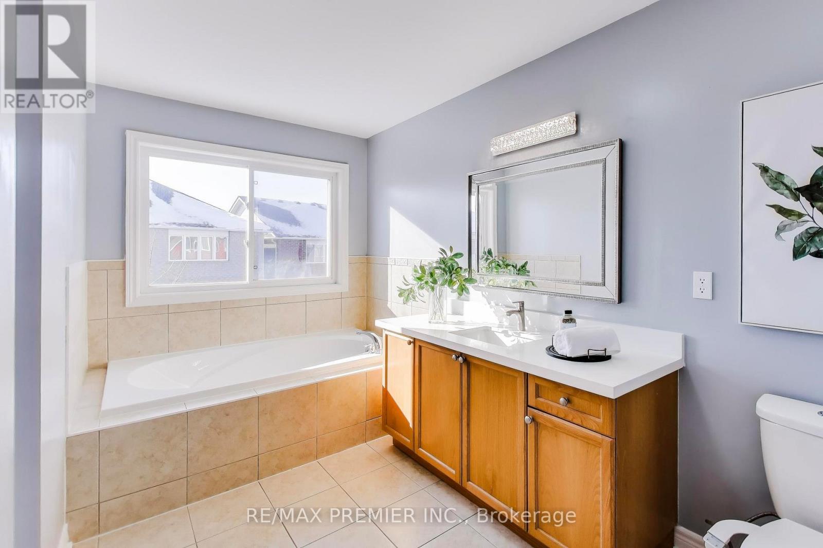 135 Richard Coulson Crescent, Whitchurch-Stouffville, Ontario  L4A 0H9 - Photo 22 - N13001600