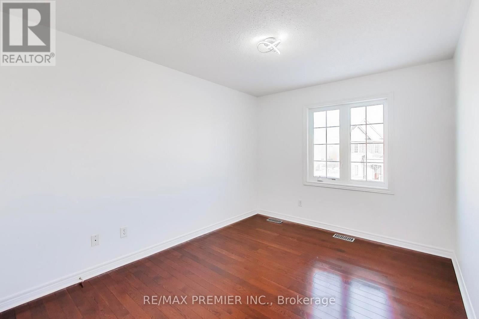 135 Richard Coulson Crescent, Whitchurch-Stouffville, Ontario  L4A 0H9 - Photo 24 - N13001600