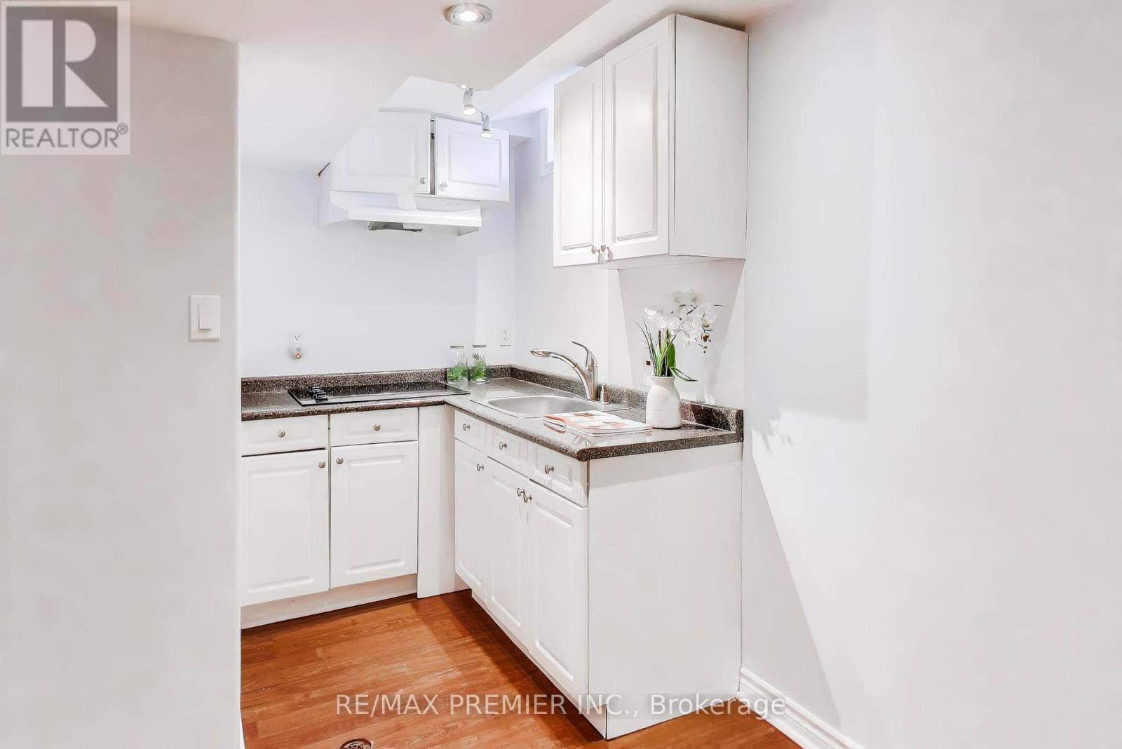 135 Richard Coulson Crescent, Whitchurch-Stouffville, Ontario  L4A 0H9 - Photo 38 - N13001600