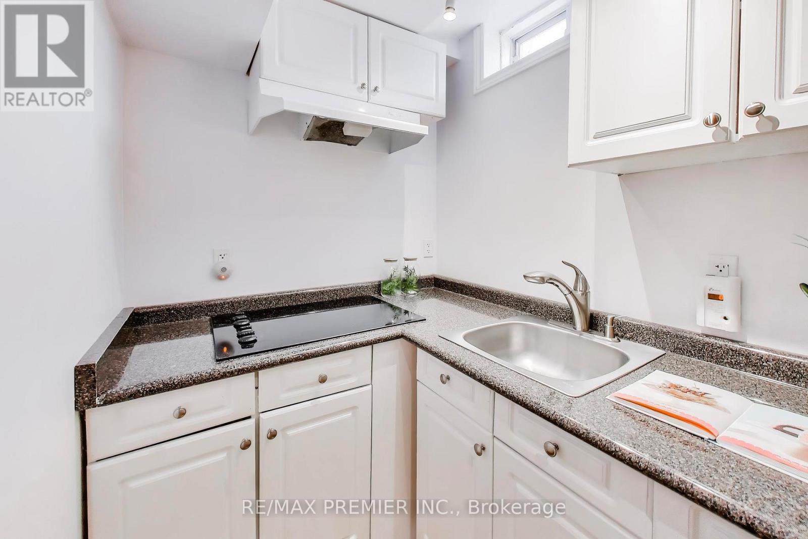 135 Richard Coulson Crescent, Whitchurch-Stouffville, Ontario  L4A 0H9 - Photo 39 - N13001600