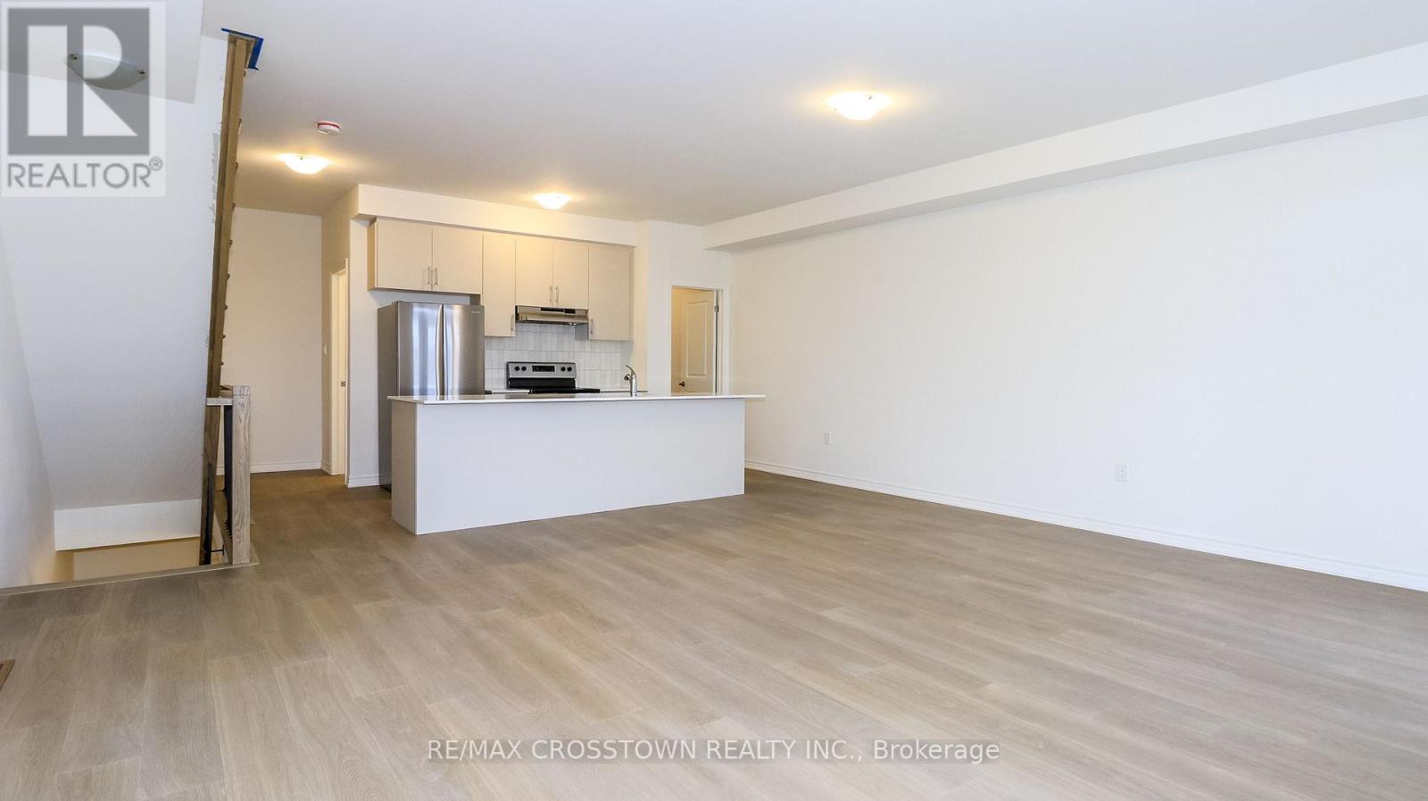 (27) - 1995 Matteer Court, Innisfil, Ontario  L9S 4T9 - Photo 9 - N13001694