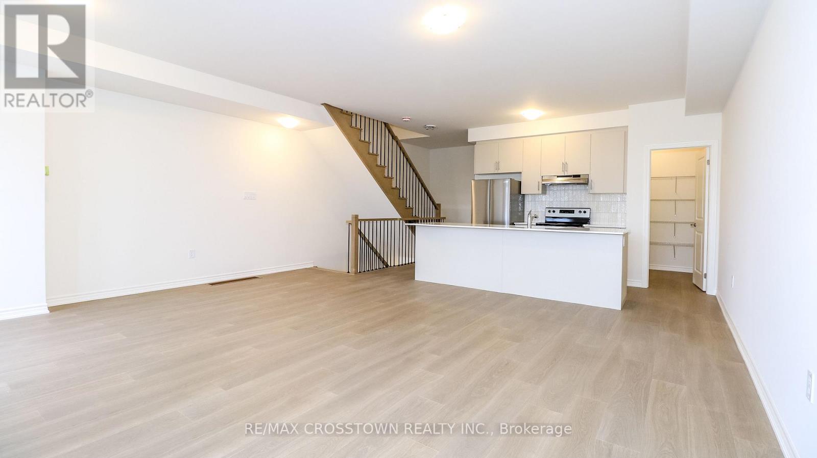 #29 - 1991 Matteer Court, Innisfil, Ontario  L9S 4T9 - Photo 10 - N13001708