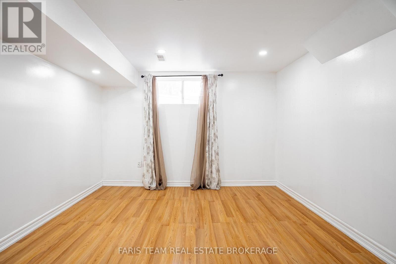 6950 Yonge Street, Innisfil, Ontario  L9S 4P2 - Photo 29 - N13001842