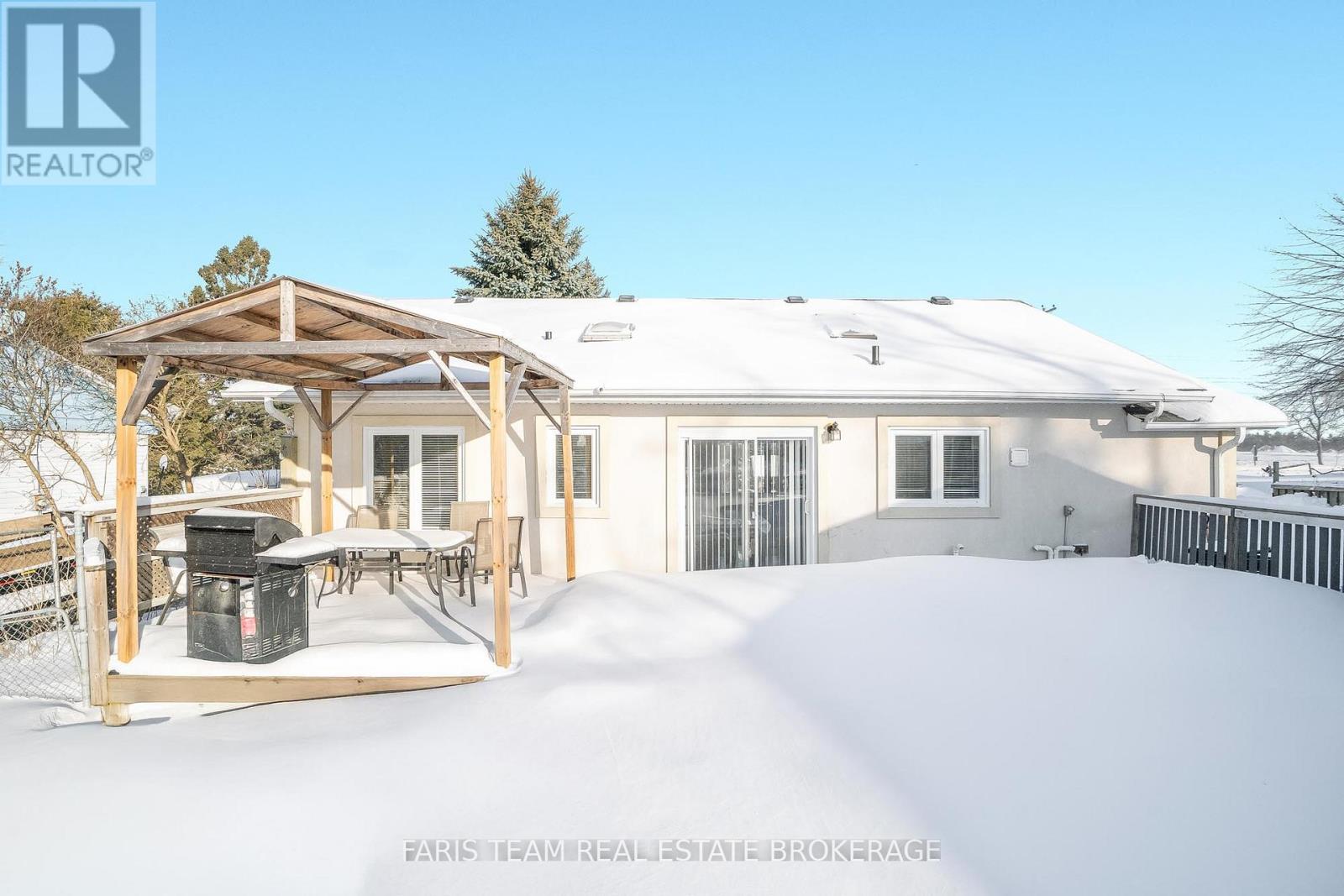 6950 Yonge Street, Innisfil, Ontario  L9S 4P2 - Photo 33 - N13001842