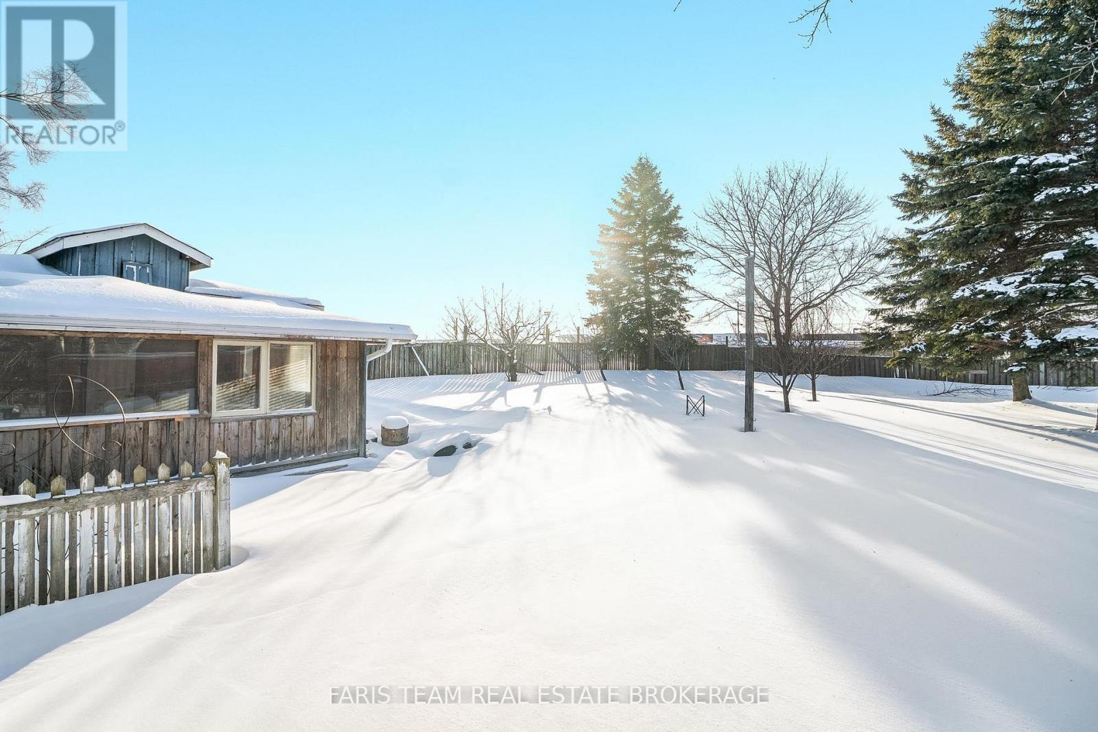 6950 Yonge Street, Innisfil, Ontario  L9S 4P2 - Photo 41 - N13001842