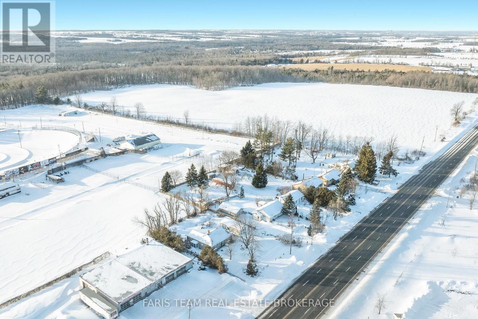 6950 Yonge Street, Innisfil, Ontario  L9S 4P2 - Photo 46 - N13001842