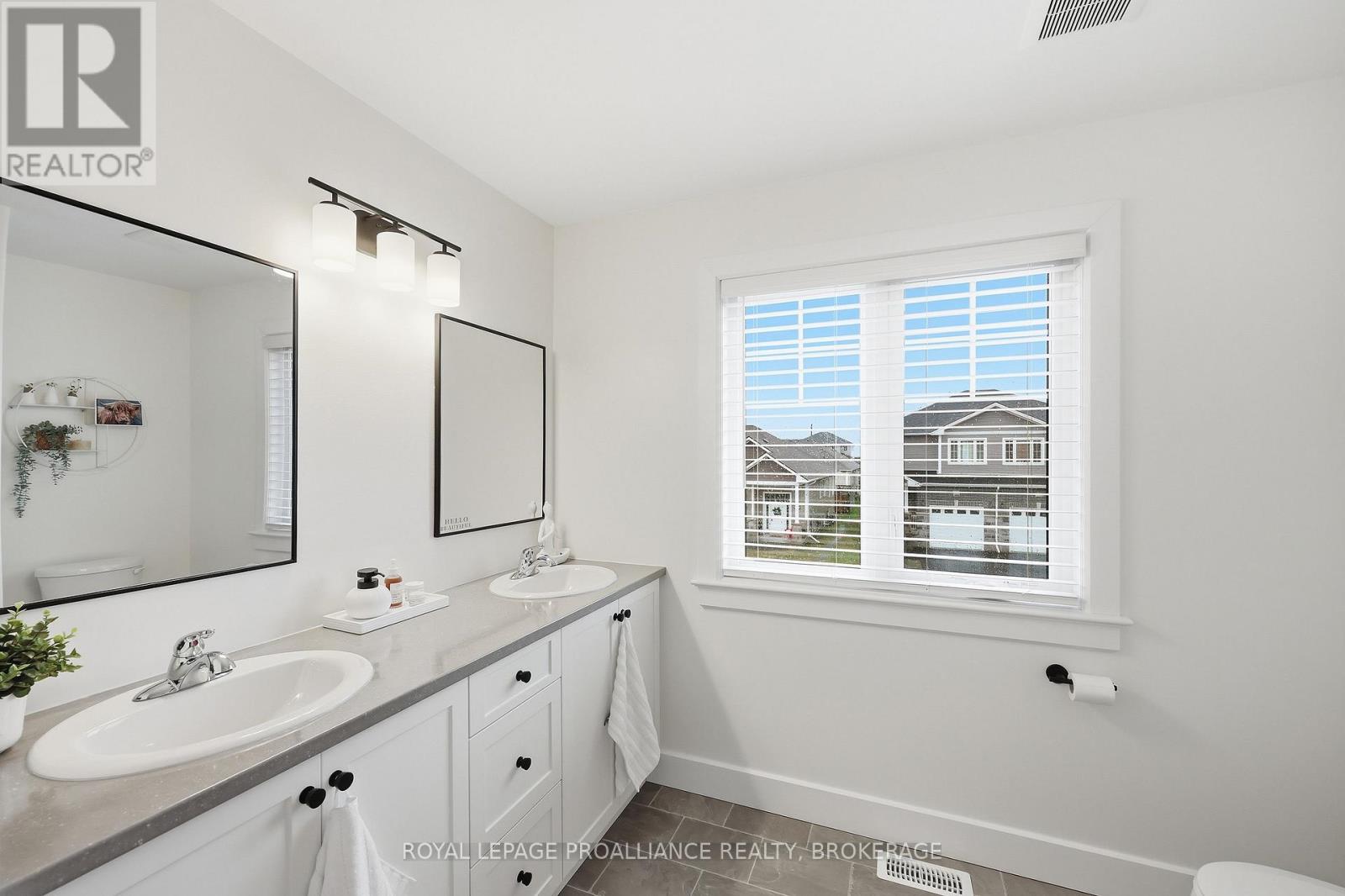 105 Hazlett Street, Loyalist, Ontario K7N 0C1 - Photo 20 - X13001510