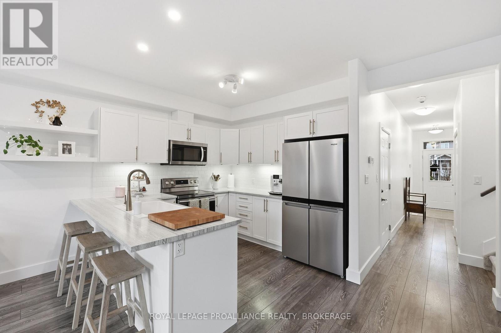 105 Hazlett Street, Loyalist, Ontario K7N 0C1 - Photo 5 - X13001510