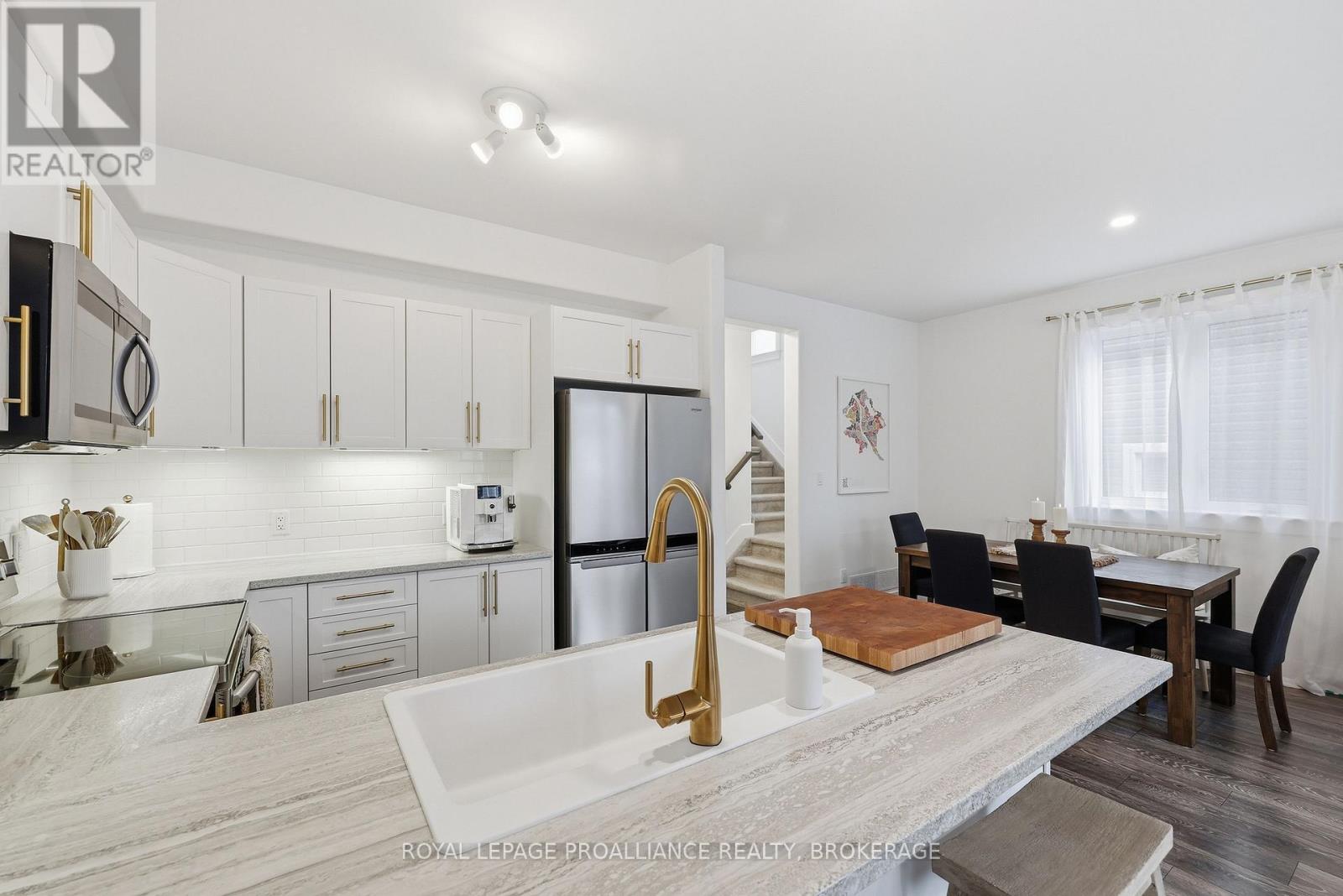 105 Hazlett Street, Loyalist, Ontario K7N 0C1 - Photo 7 - X13001510