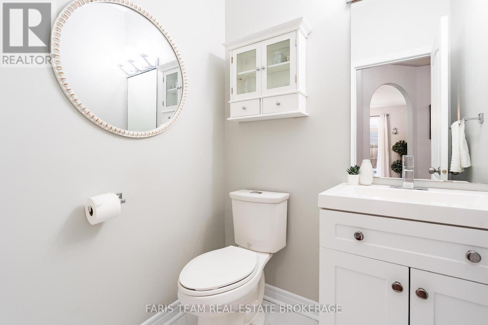 12 Kensington Trail, Barrie, Ontario  L4N 0K5 - Photo 18 - S13001670