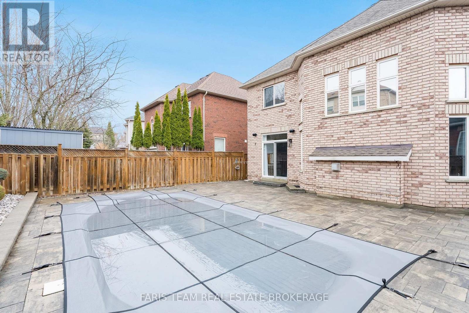 12 Kensington Trail, Barrie, Ontario  L4N 0K5 - Photo 31 - S13001670