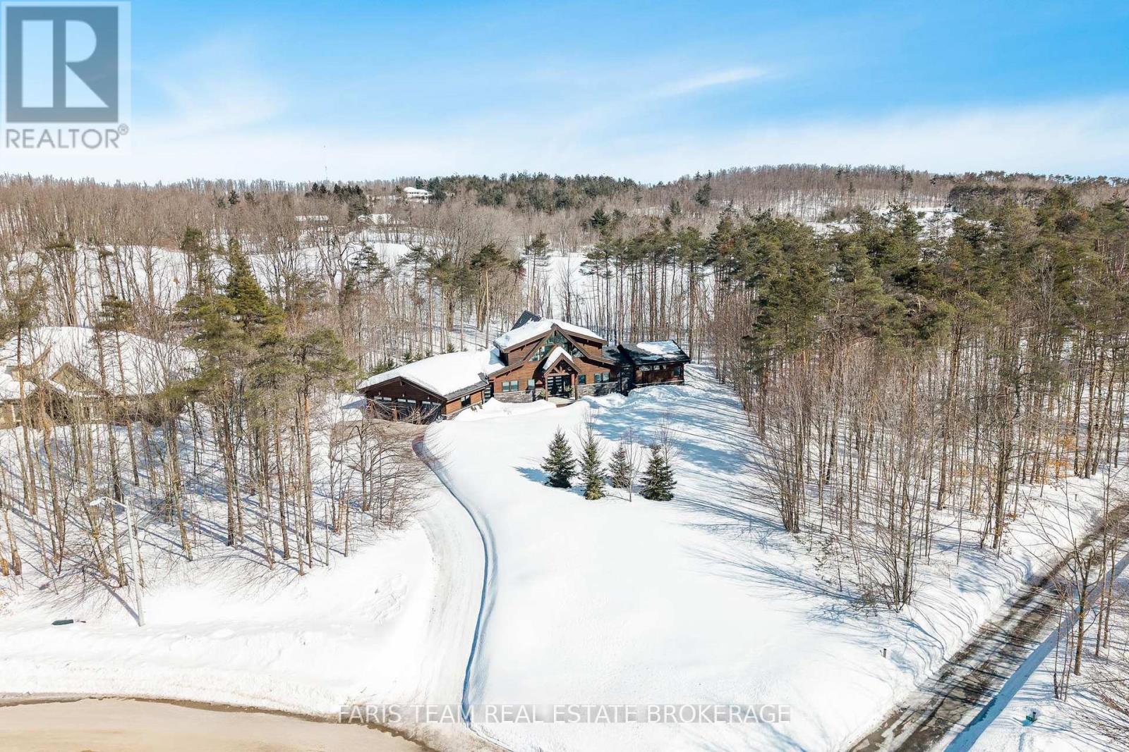 22 Houben Crescent, Oro-Medonte, Ontario  L0L 1T0 - Photo 2 - S13001712