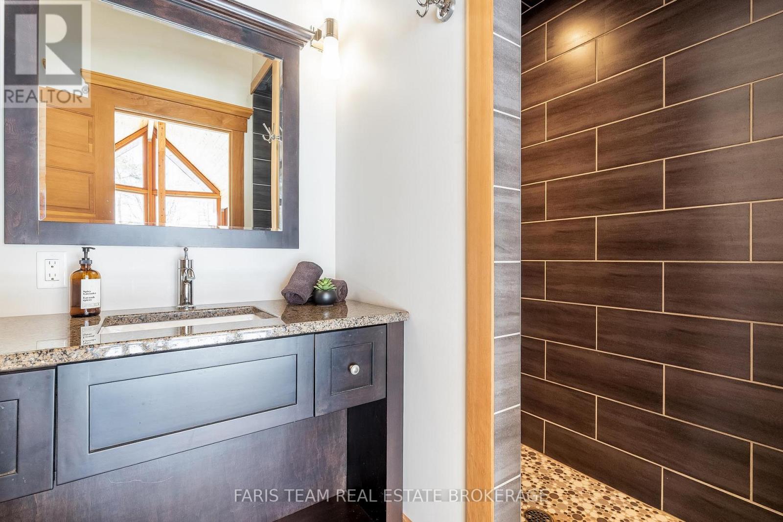 22 Houben Crescent, Oro-Medonte, Ontario  L0L 1T0 - Photo 31 - S13001712