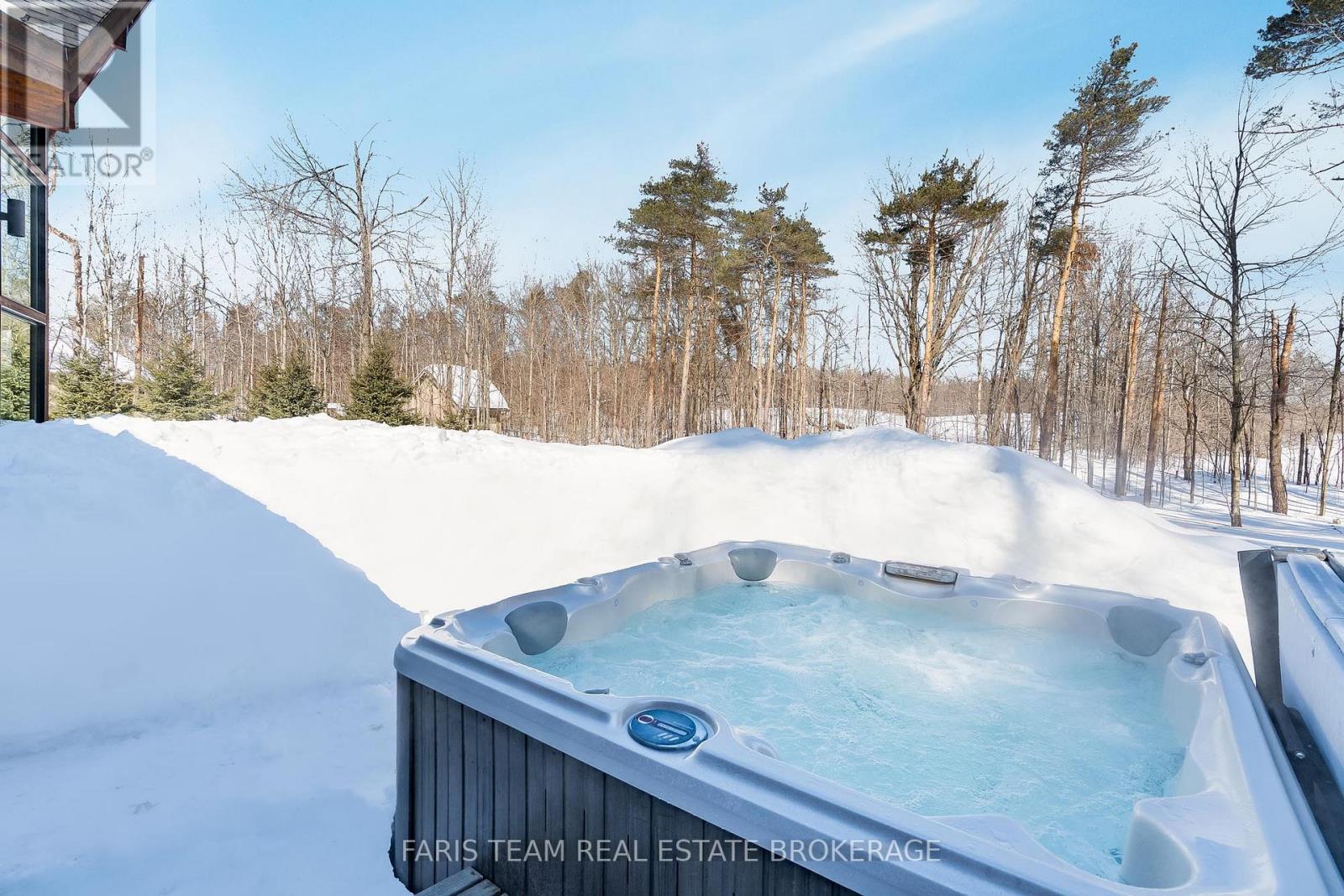 22 Houben Crescent, Oro-Medonte, Ontario  L0L 1T0 - Photo 38 - S13001712