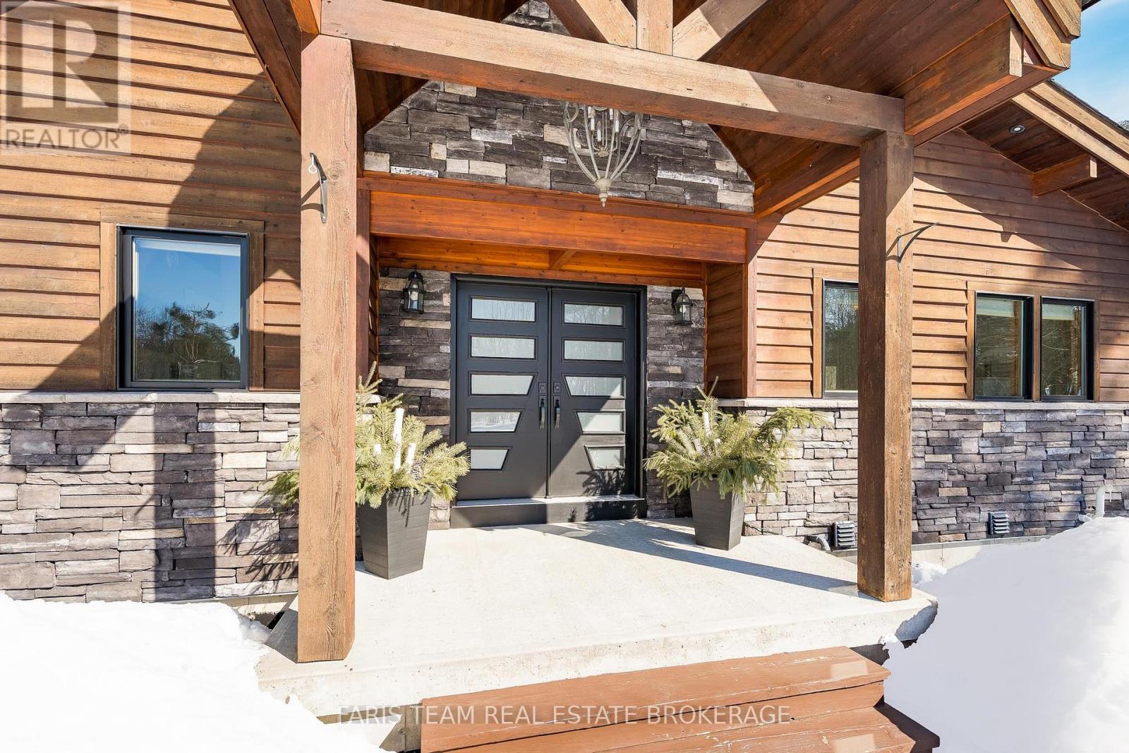 22 Houben Crescent, Oro-Medonte, Ontario  L0L 1T0 - Photo 4 - S13001712