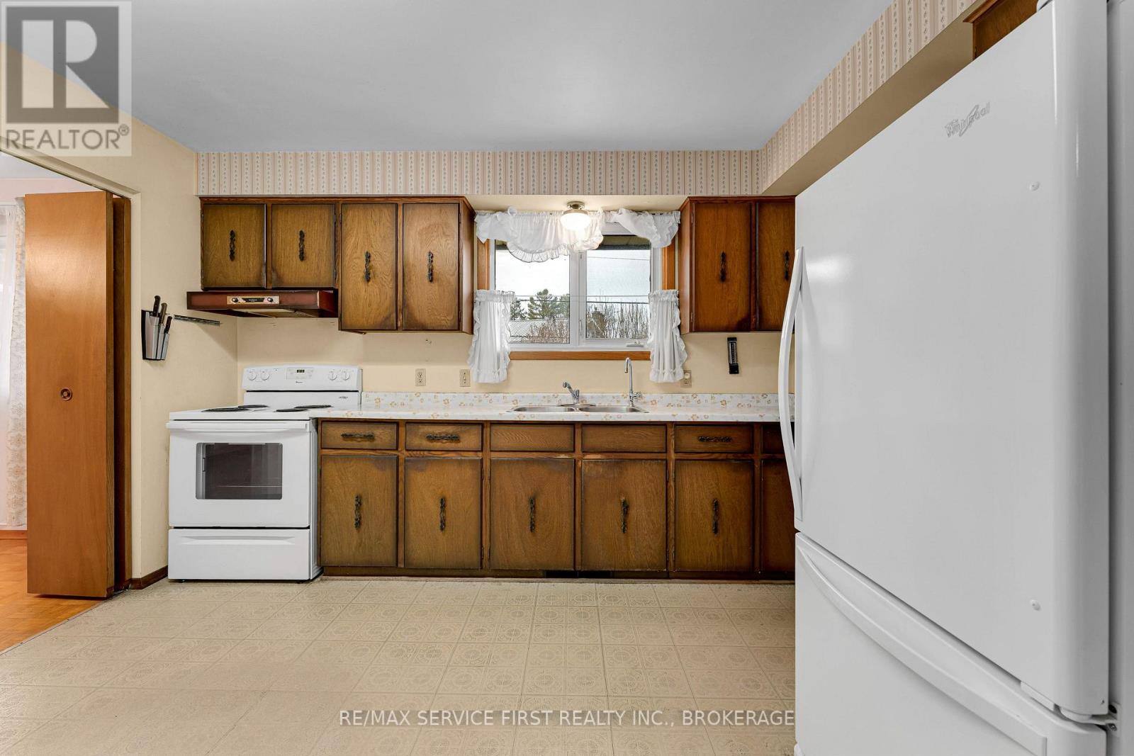 114 Braemar Road, Kingston, Ontario K7M 4B6 - Photo 11 - X13001838