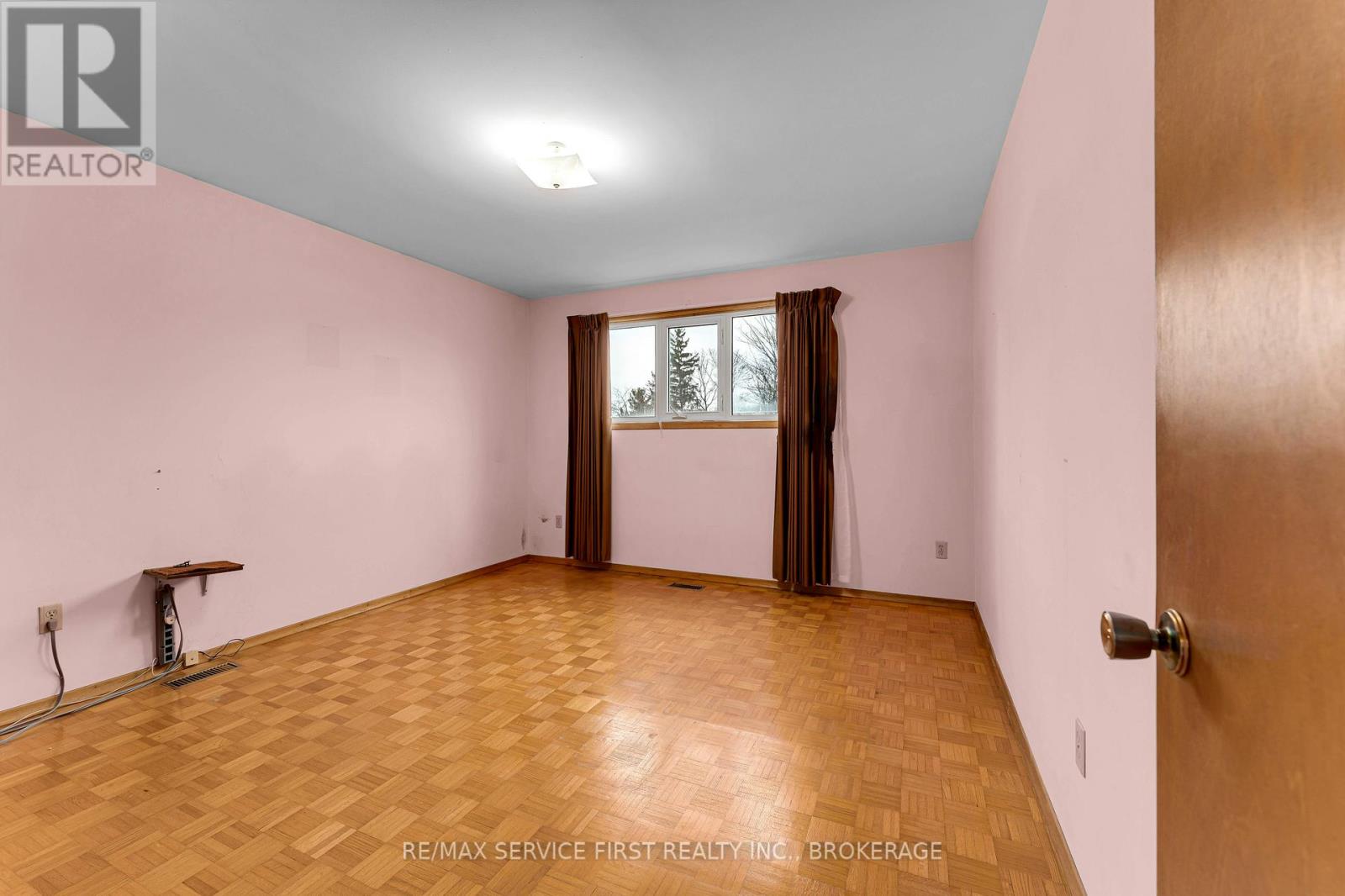 114 Braemar Road, Kingston, Ontario K7M 4B6 - Photo 16 - X13001838