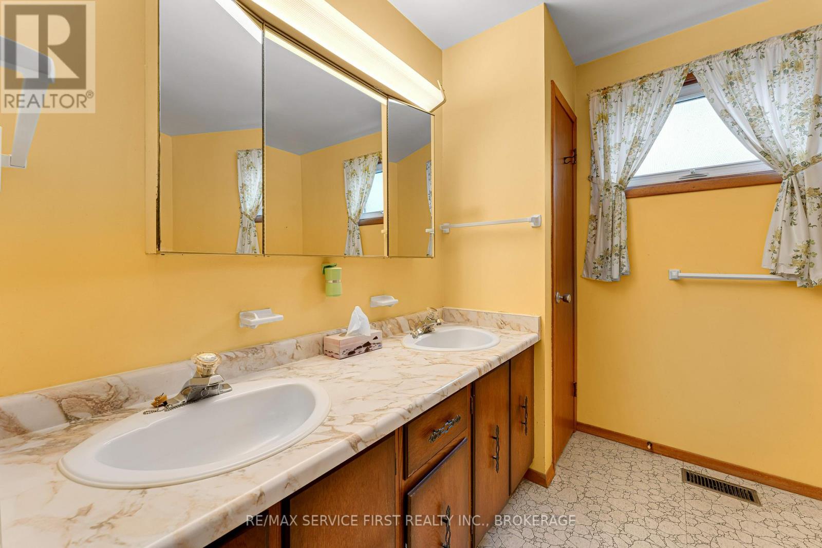 114 Braemar Road, Kingston, Ontario K7M 4B6 - Photo 19 - X13001838