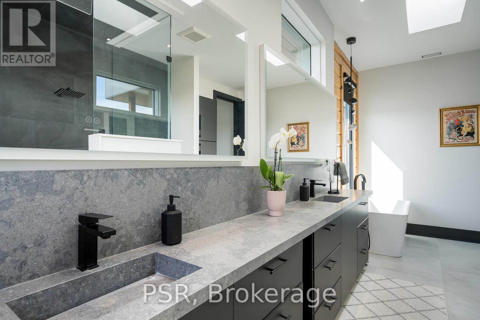 4 Raintree Court, Clearview, Ontario  L9Y 0K2 - Photo 15 - S13001846