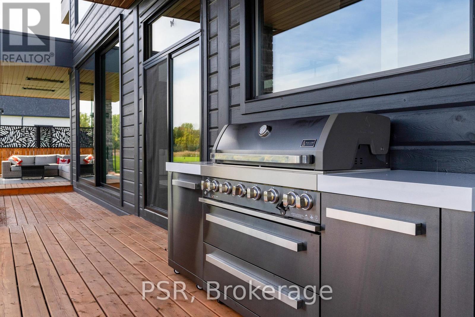 4 Raintree Court, Clearview, Ontario  L9Y 0K2 - Photo 3 - S13001846