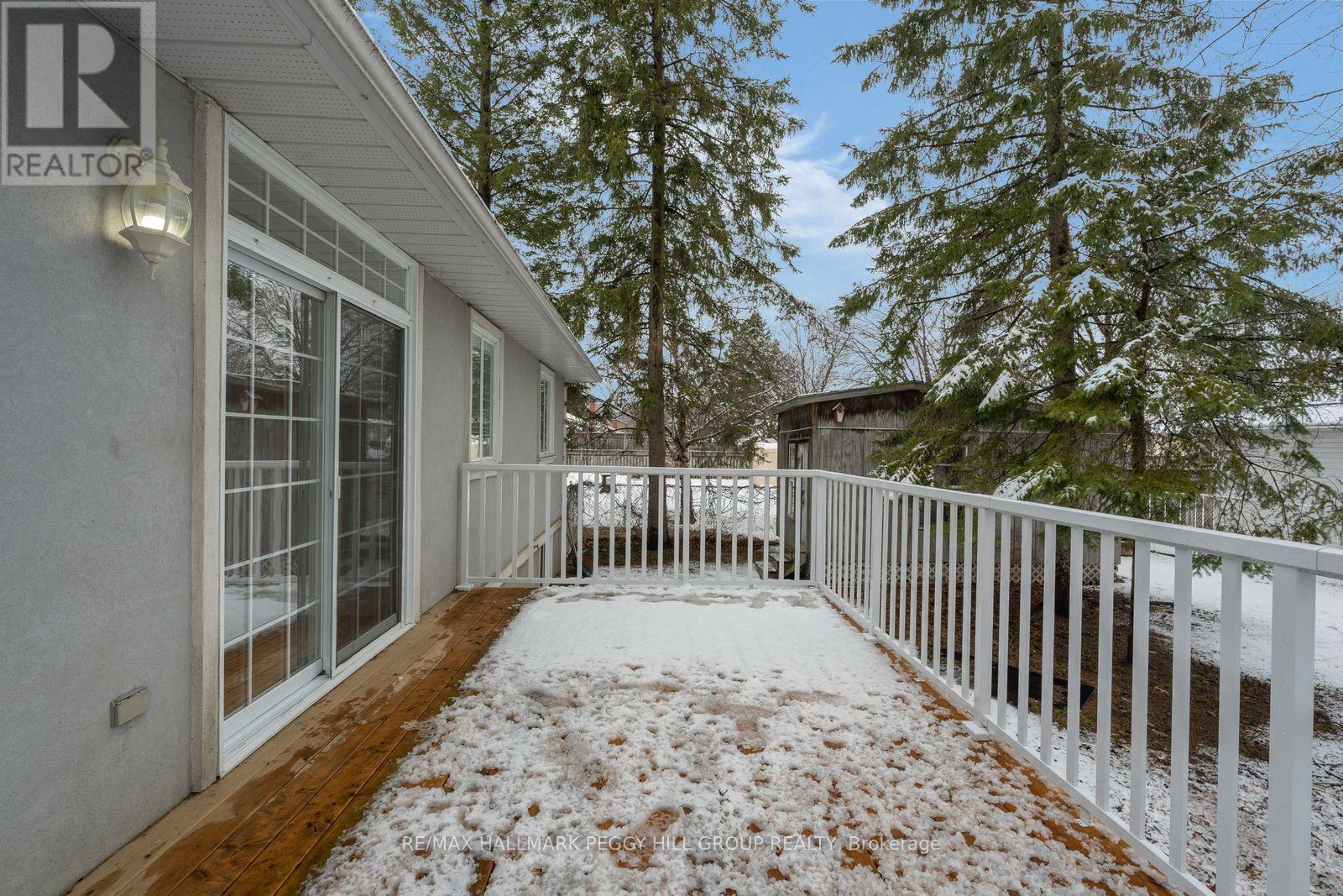 45 Brule Street, Penetanguishene, Ontario  L9M 1H2 - Photo 10 - S13001864