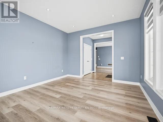 173 Johnson Drive S, Shelburne, Ontario  L9V 3V8 - Photo 8 - X12923246