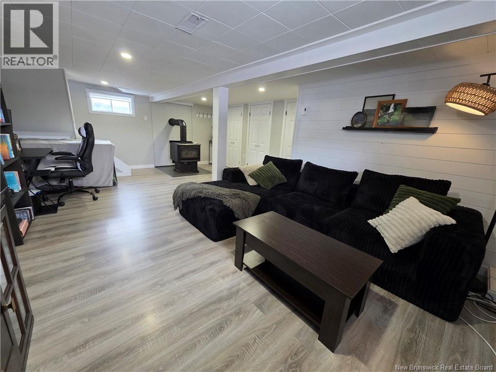 35 Titus Road, Edmundston, New Brunswick  E3V 5B4 - Photo 22 - NB137212