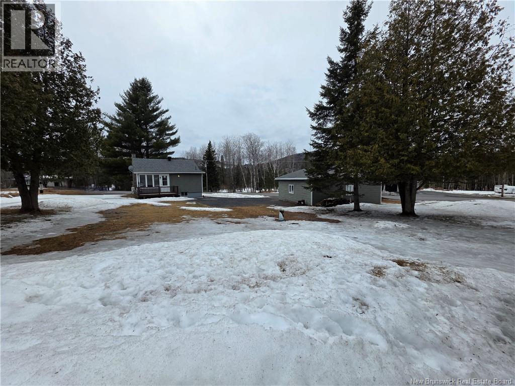 35 Titus Road, Edmundston, New Brunswick  E3V 5B4 - Photo 29 - NB137212