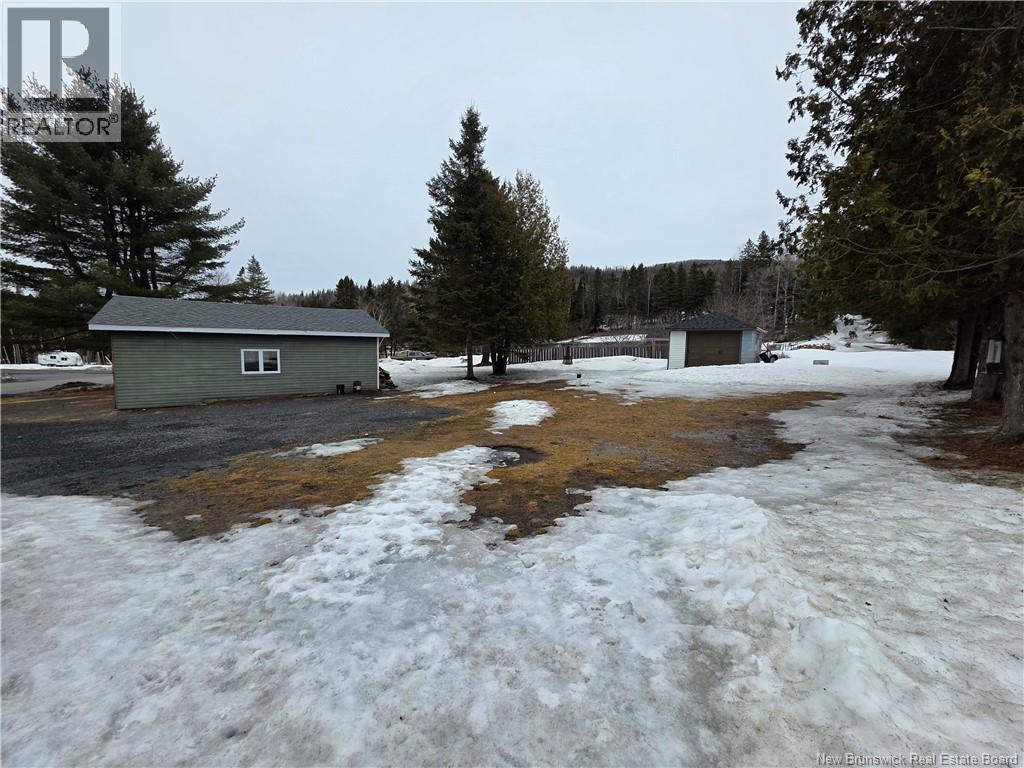 35 Titus Road, Edmundston, New Brunswick  E3V 5B4 - Photo 31 - NB137212