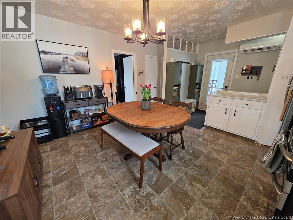 35 Titus Road, Edmundston, New Brunswick  E3V 5B4 - Photo 8 - NB137212