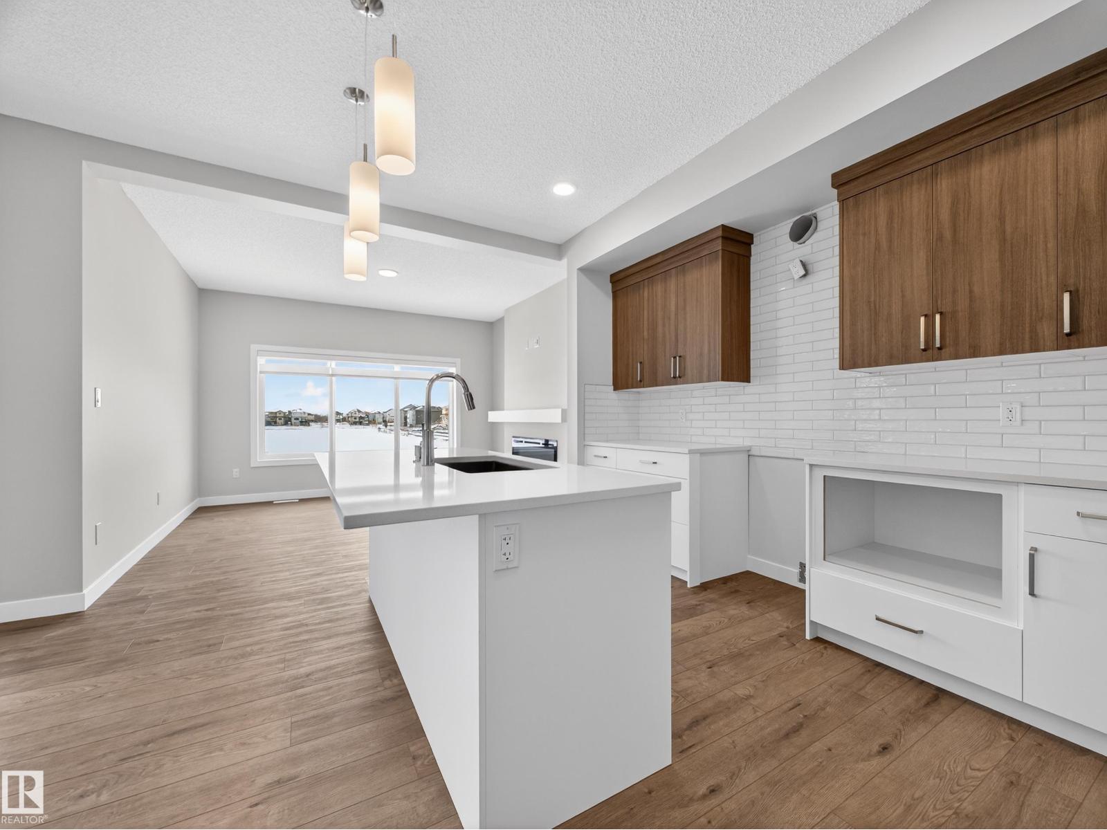 6308 42 Av, Beaumont, Alberta  T4X 3E8 - Photo 6 - E4482340