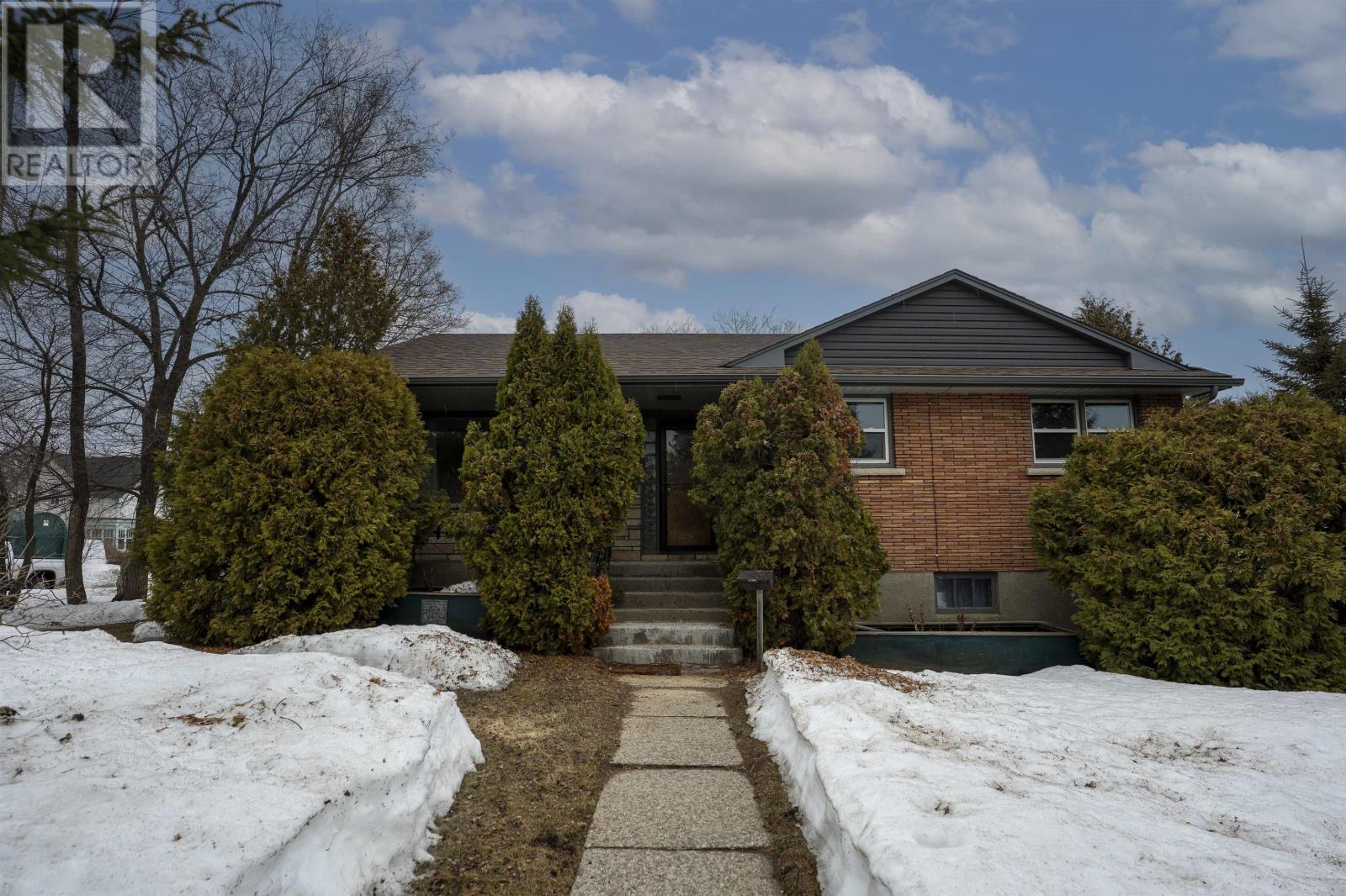 332 Dawson St E, Thunder Bay, Ontario  P7A 3V1 - Photo 35 - TB2600701