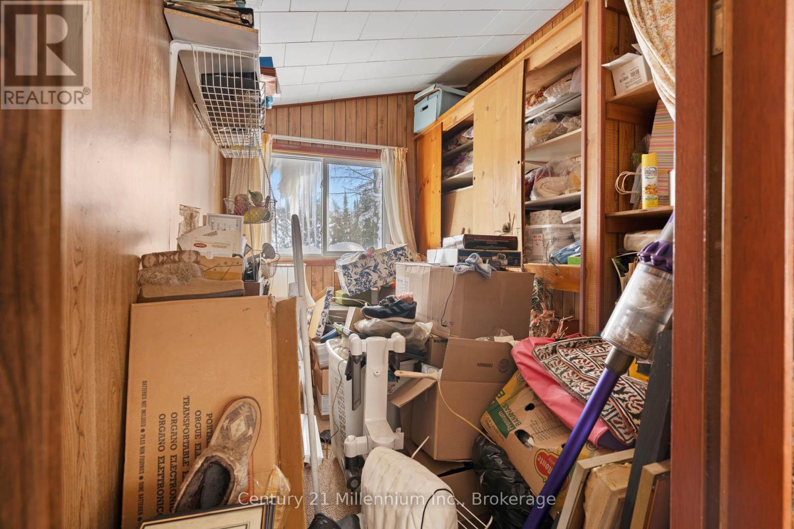 465 Shoreline Avenue, South Bruce Peninsula, Ontario  N0H 2T0 - Photo 26 - X12816496