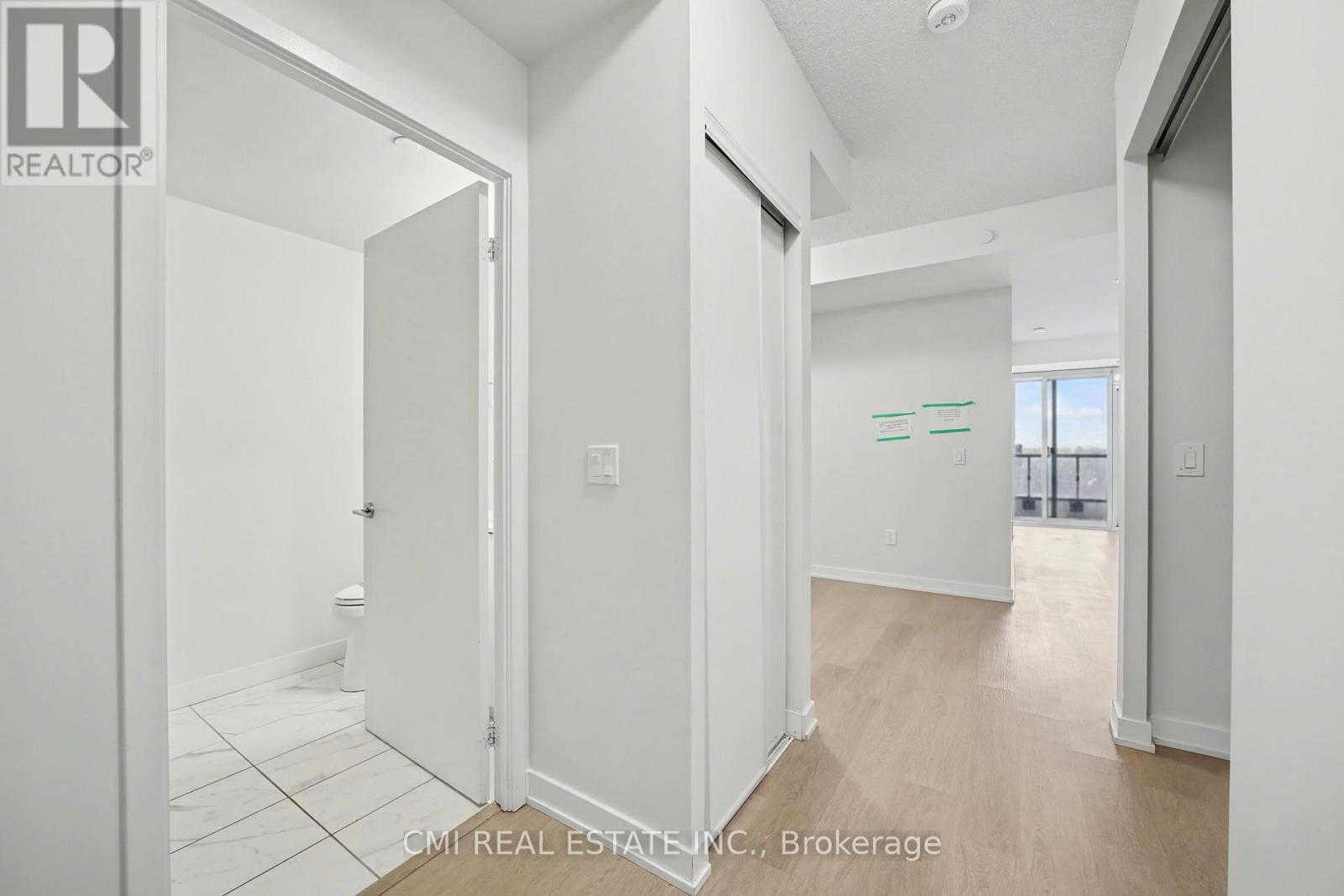 623 - 859 The Queensway, Toronto, Ontario  M8Z 1N8 - Photo 5 - W13001498