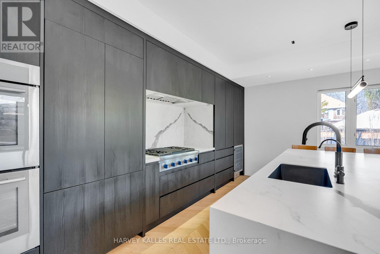 4 Belvedere Boulevard, Toronto, Ontario  M8X 1K1 - Photo 18 - W13001506