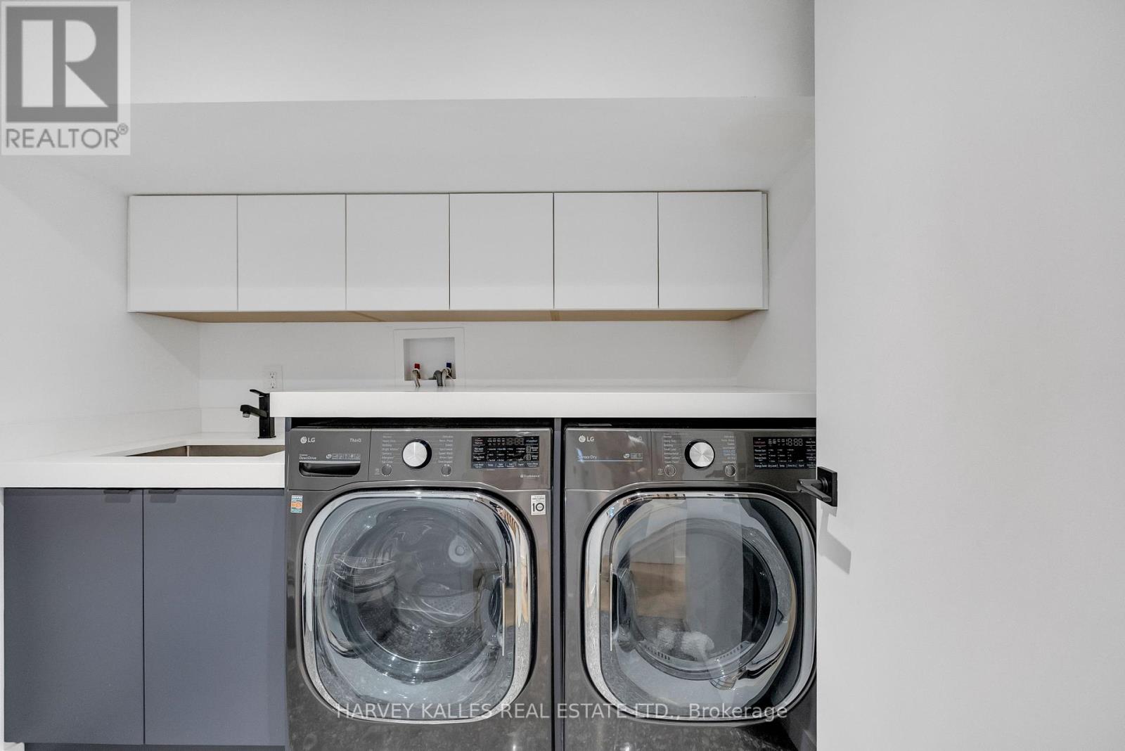 4 Belvedere Boulevard, Toronto, Ontario  M8X 1K1 - Photo 40 - W13001506