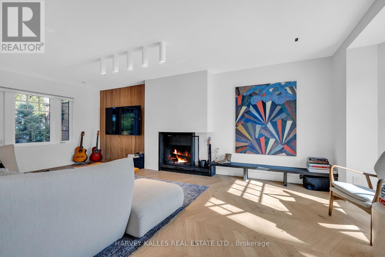 4 Belvedere Boulevard, Toronto, Ontario  M8X 1K1 - Photo 6 - W13001506