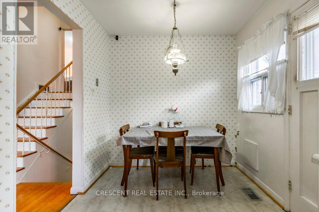 227 Verobeach Boulevard, Toronto, Ontario M9M 1R4 - Photo 14 - W13001588