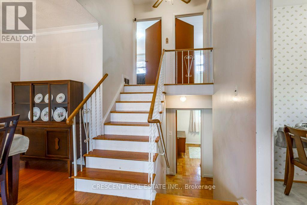 227 Verobeach Boulevard, Toronto, Ontario M9M 1R4 - Photo 15 - W13001588