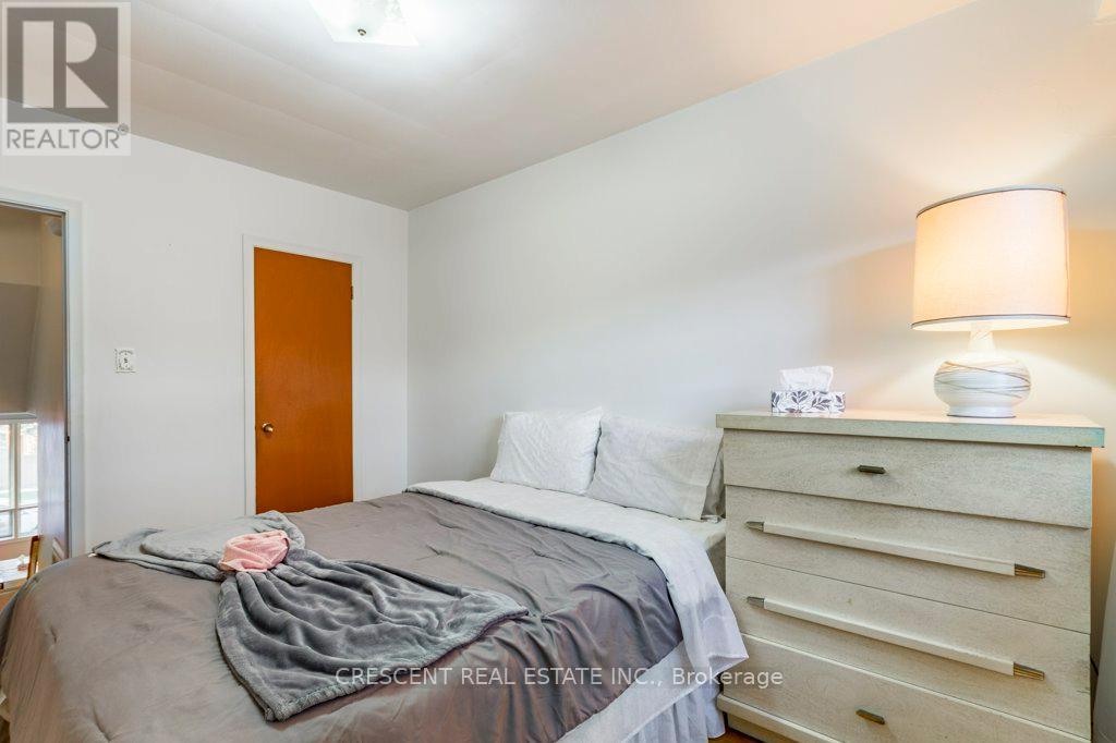 227 Verobeach Boulevard, Toronto, Ontario M9M 1R4 - Photo 18 - W13001588