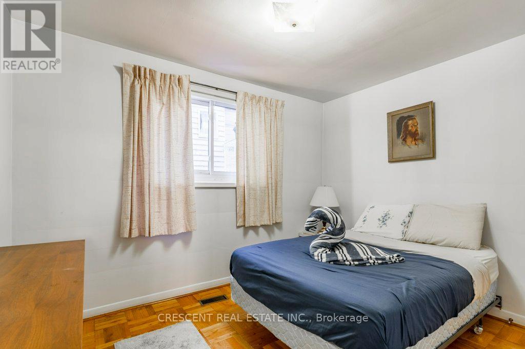 227 Verobeach Boulevard, Toronto, Ontario M9M 1R4 - Photo 27 - W13001588