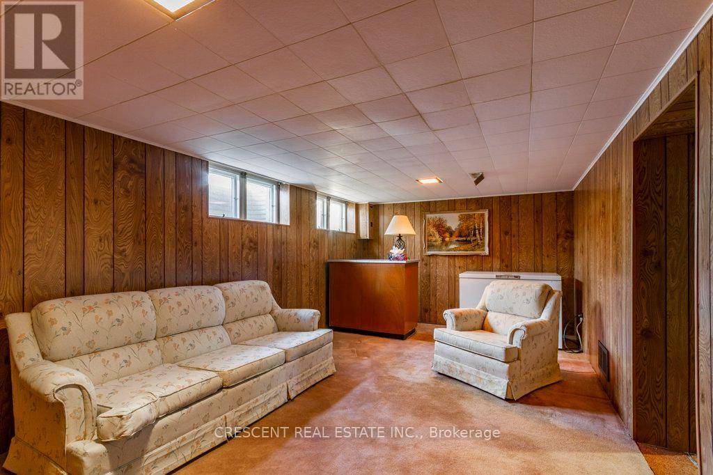 227 Verobeach Boulevard, Toronto, Ontario M9M 1R4 - Photo 31 - W13001588