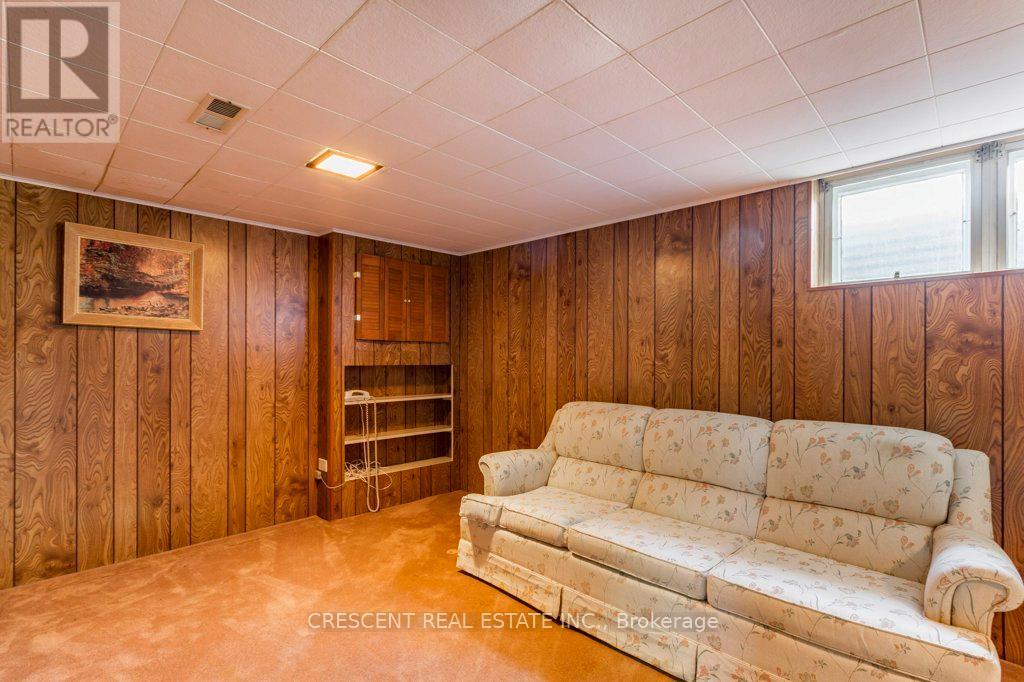 227 Verobeach Boulevard, Toronto, Ontario M9M 1R4 - Photo 32 - W13001588