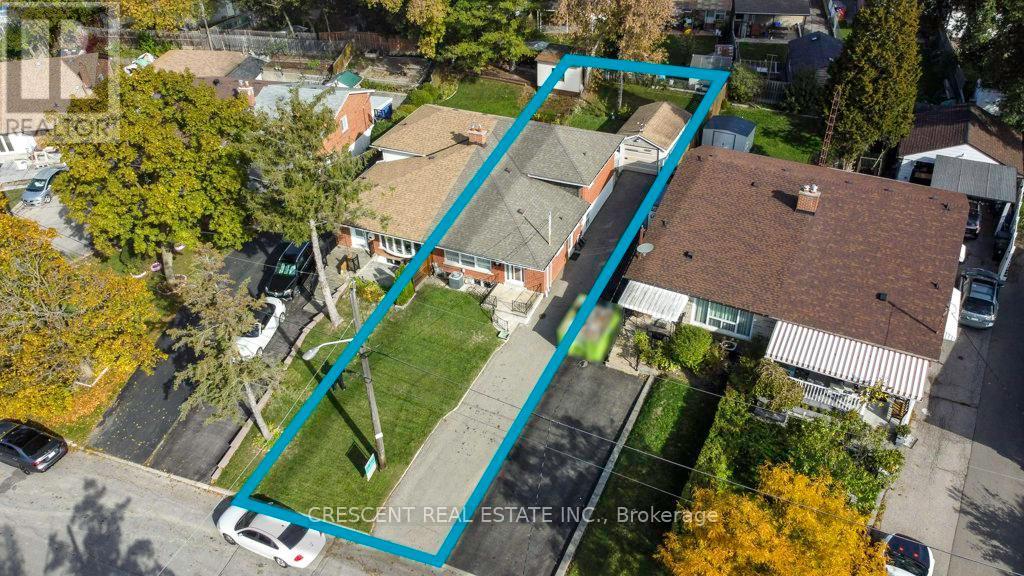 227 Verobeach Boulevard, Toronto, Ontario M9M 1R4 - Photo 44 - W13001588