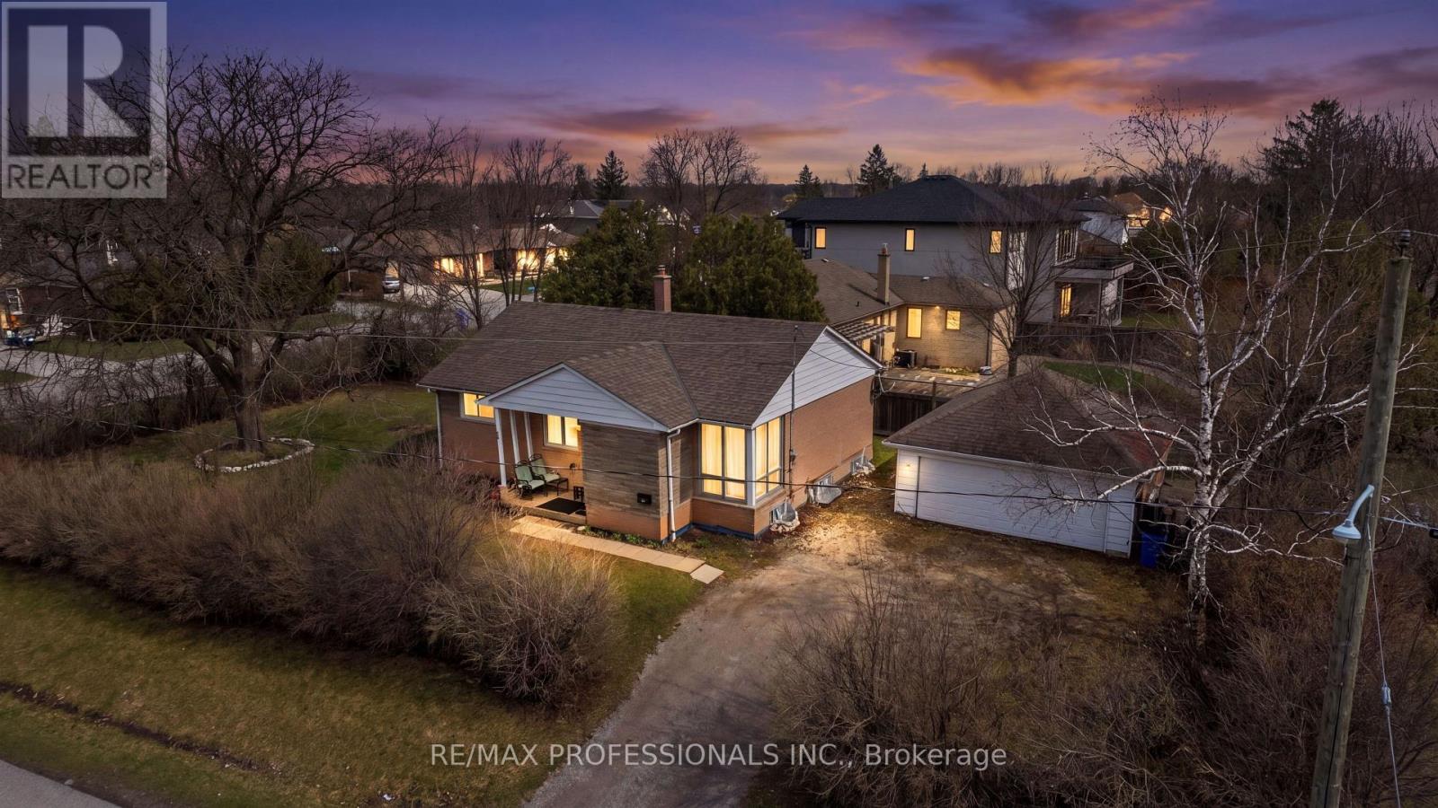 473 SAMFORD PLACE, Oakville, Ontario
