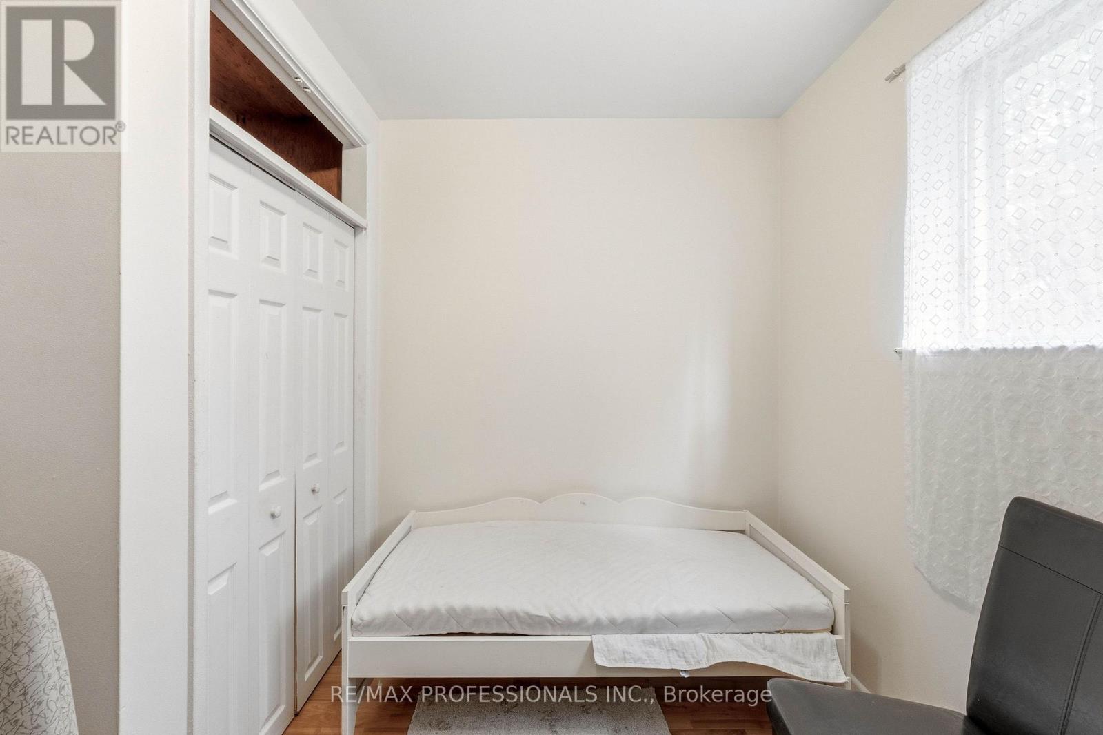 473 Samford Place, Oakville, Ontario  L6L 4E7 - Photo 18 - W13001602