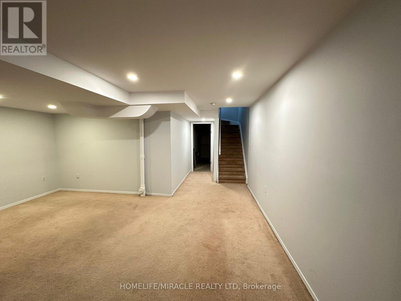 3918 Zenith Court, Mississauga, Ontario  L5N 7H7 - Photo 27 - W13001626